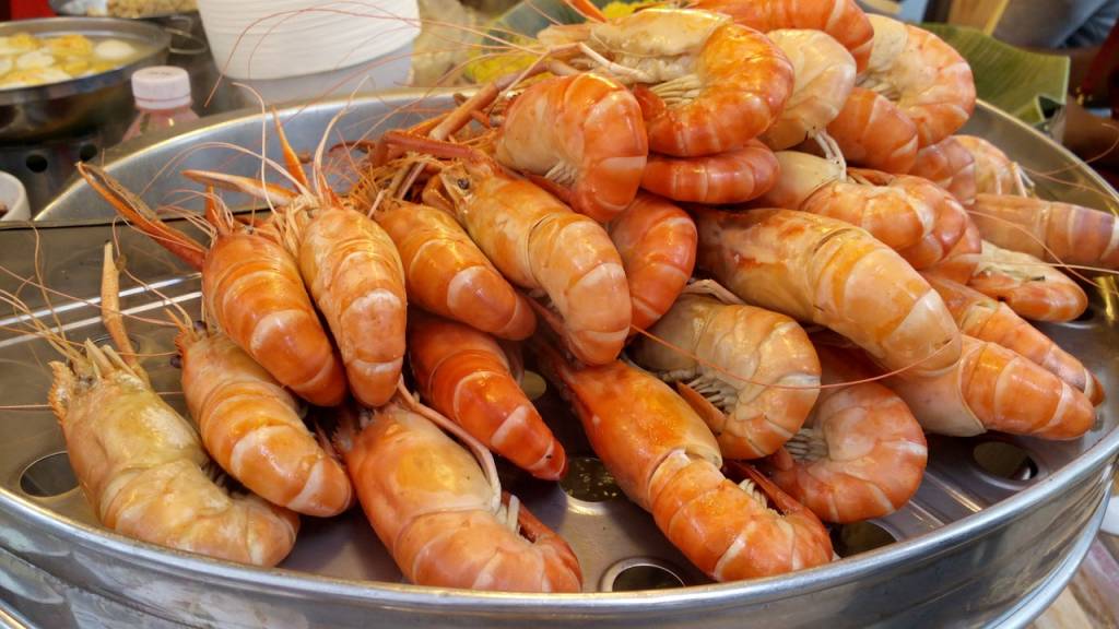 Cuisine Thaïlandaise : Ateliers et Découvertes Gourmandes en Famille