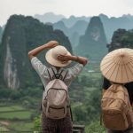 Carnets de route responsables : comment voyager en Indochine tout en soutenant les artisans locaux